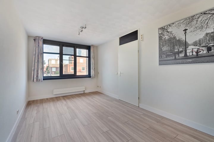 Foto 32 van Guadeloupestraat 10