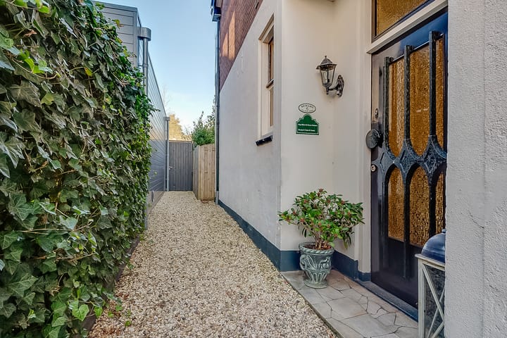 Photo 9 of van Bennekomweg 38-A