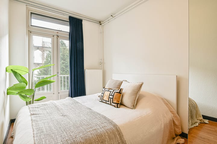 Foto 18 van Orteliusstraat 122-1