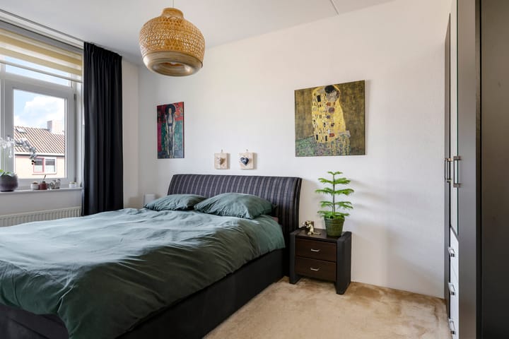 Foto 33 van Van Hogendorpstraat 7-C