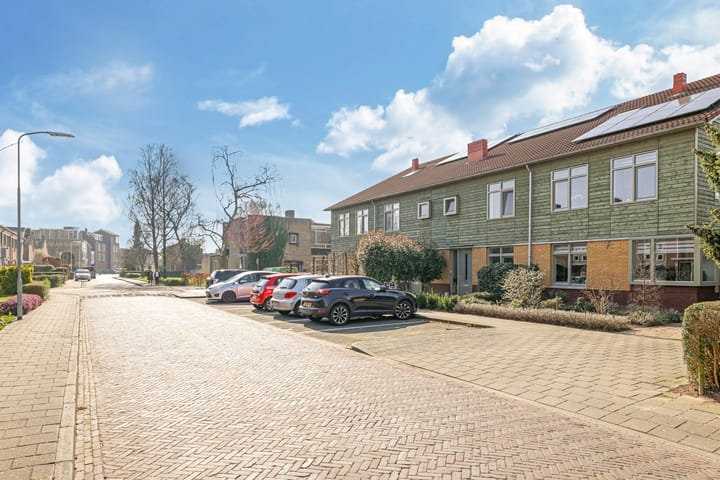 Foto 71 van Van Hogendorpstraat 7-C