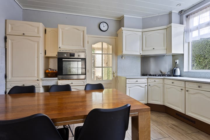 Foto 10 van Lindenstraat 12