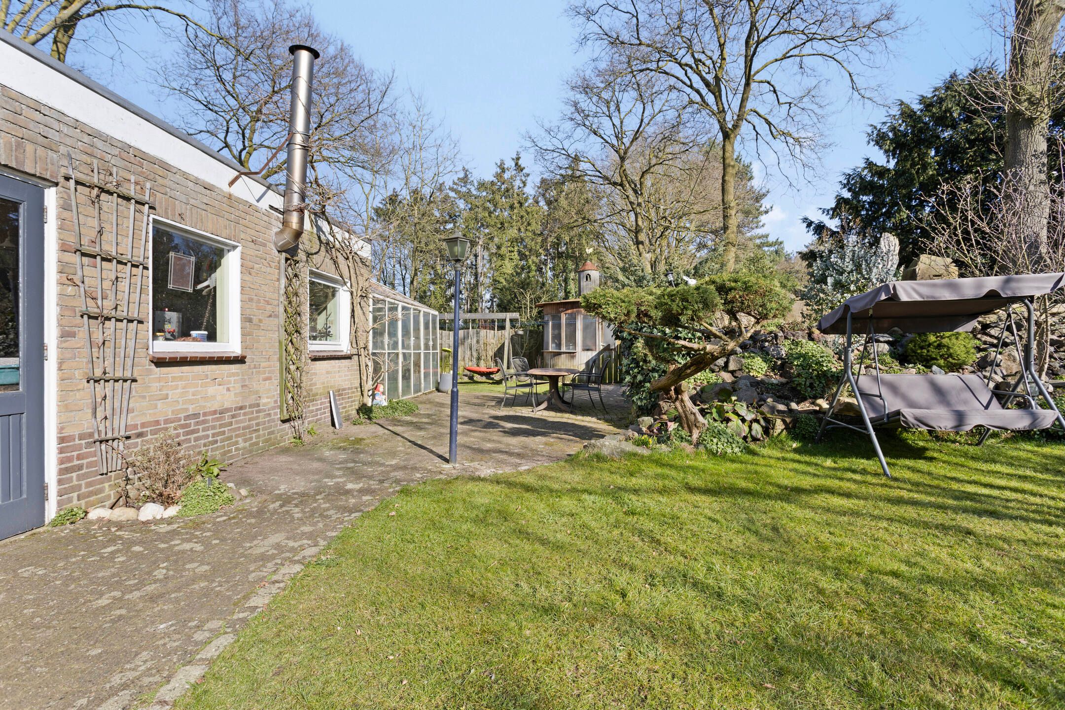Photo 30 of Lindenstraat 12