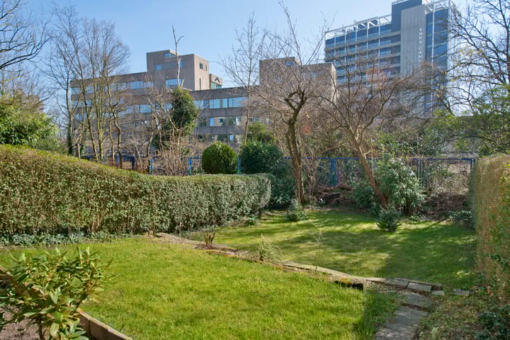 Foto 26 van Dr. J.C. Hartogslaan 12-1