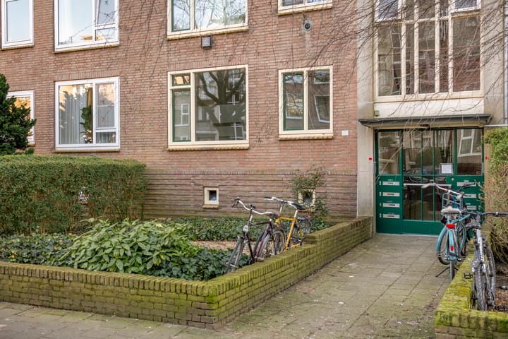 Foto 33 van Dr. J.C. Hartogslaan 12-1