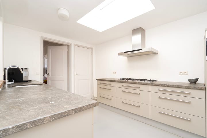 Foto 14 van Cornelis de Vriendtstraat 9