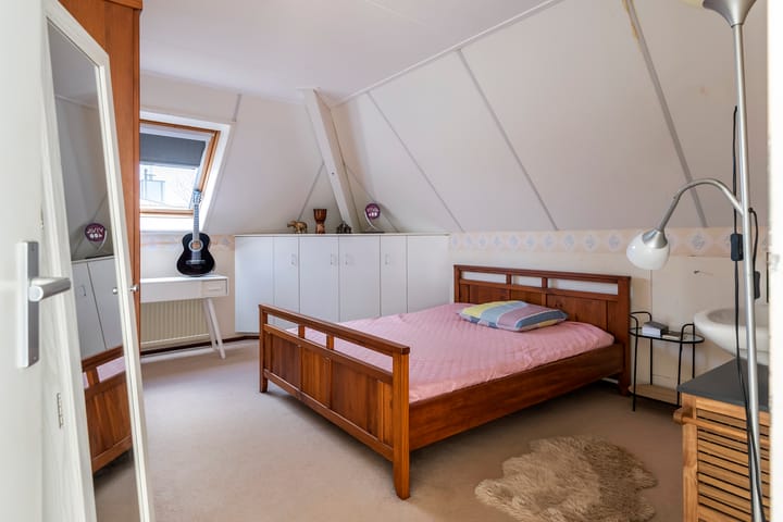 Foto 28 van Roerdompstraat 25