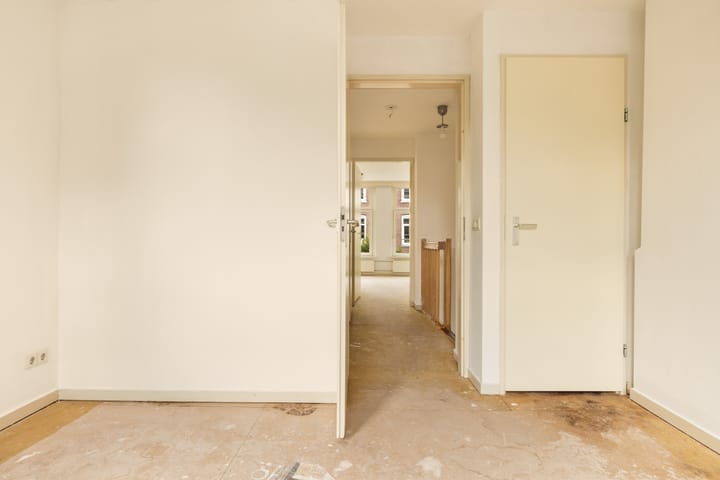 Foto 19 van Eerste Van der Helststraat 41-1