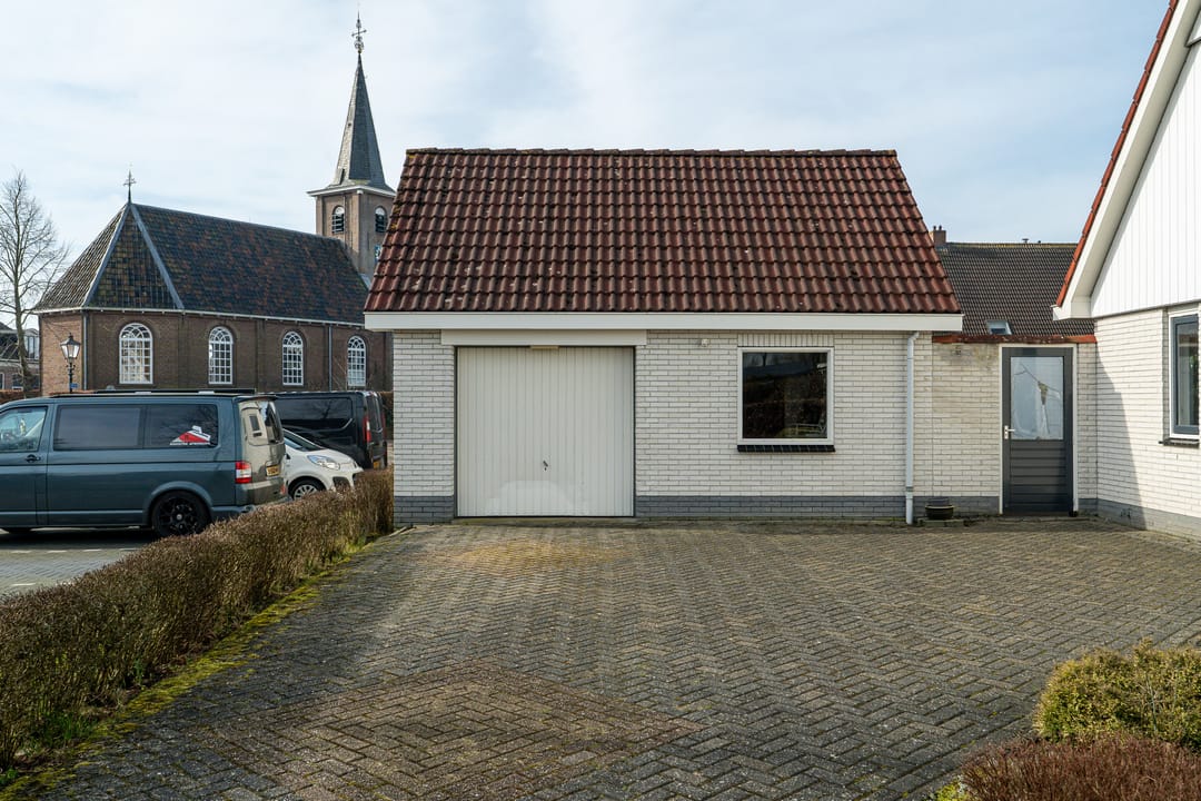 Photo 38 of Tsjerkepaed 15