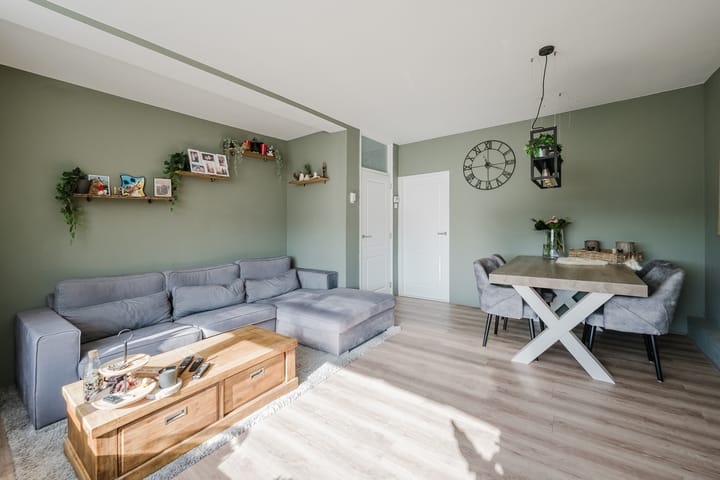 Foto 14 van Lobeliastraat 31-B