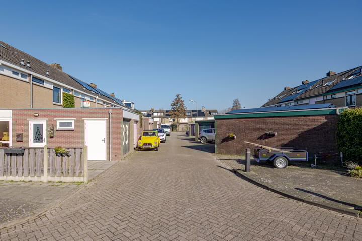 Photo 37 of Bachstraat 37