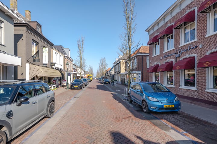 Photo 40 of Bachstraat 37