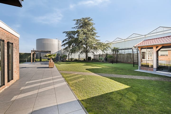 Foto 41 van Anthuriumweg 46