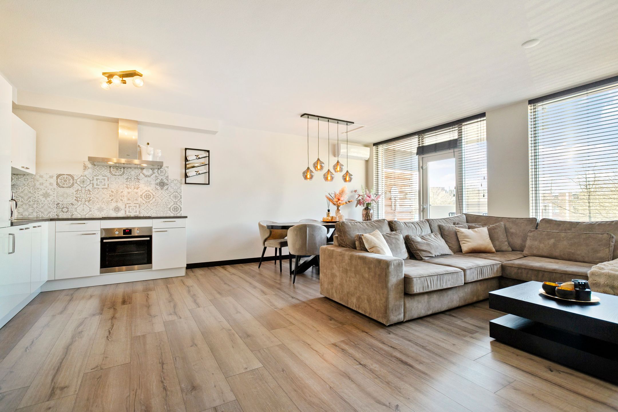 Foto 18 van Maaspoortweg 263