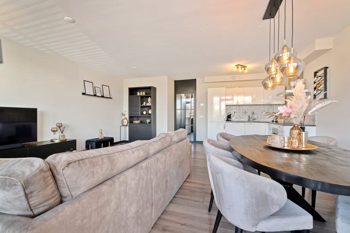 Foto 22 van Maaspoortweg 263