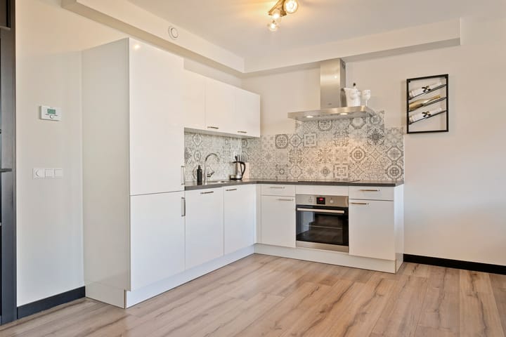 Foto 25 van Maaspoortweg 263