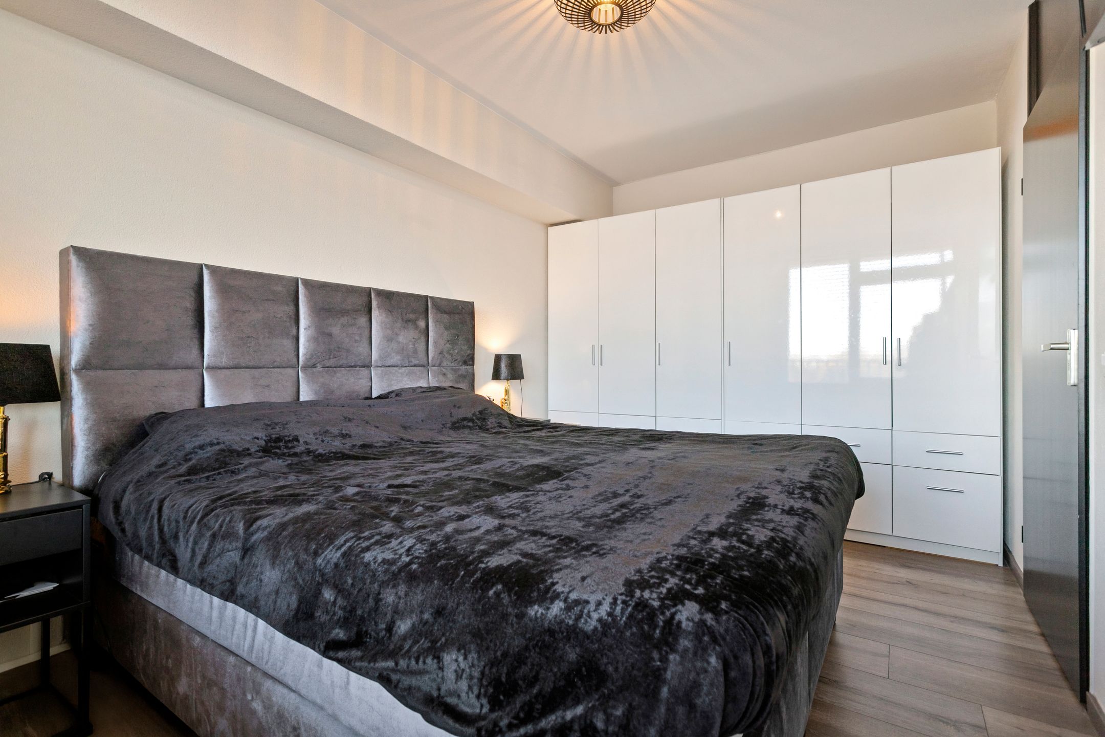 Foto 33 van Maaspoortweg 263