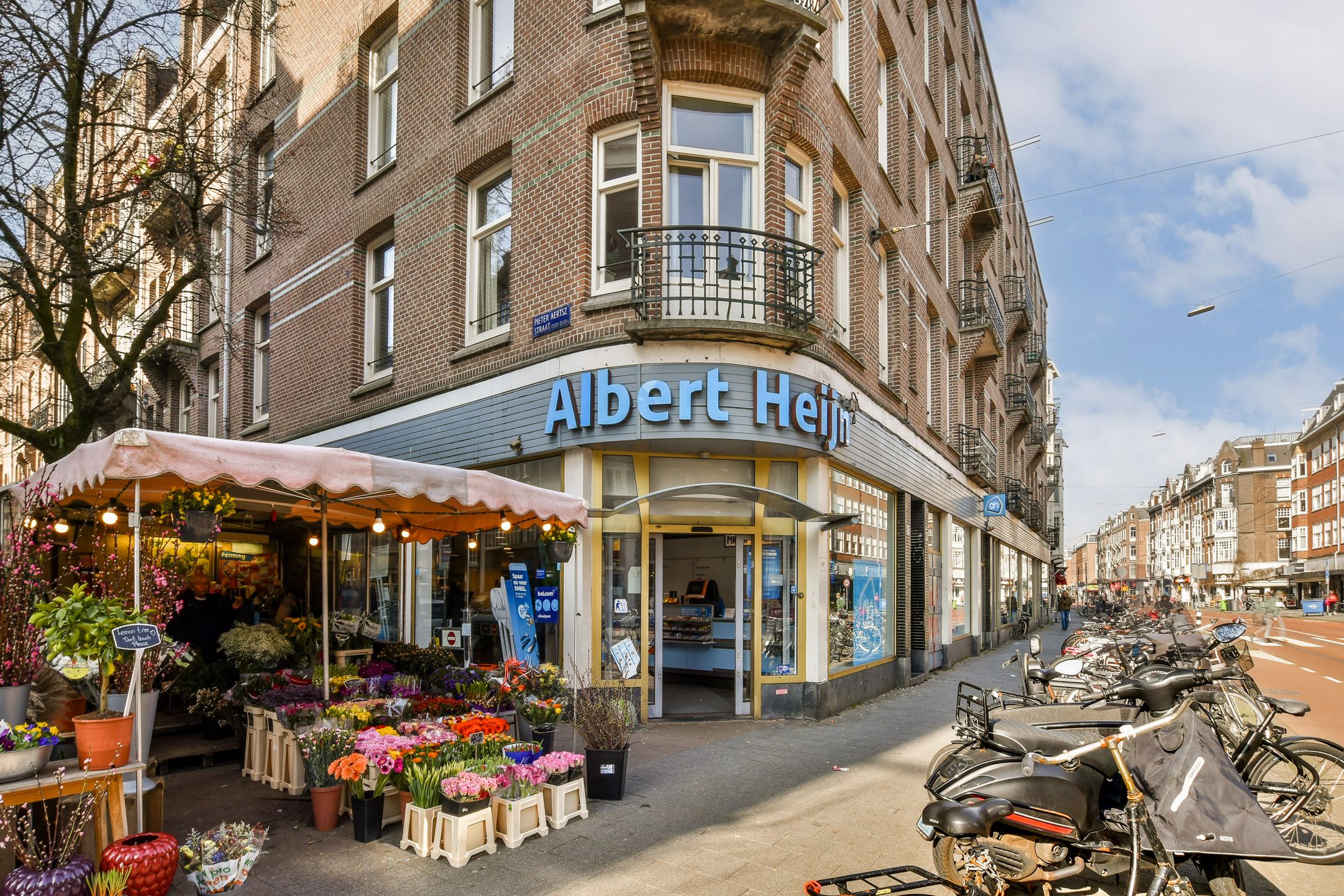 Photo 27 of Pieter Aertszstraat 89-H