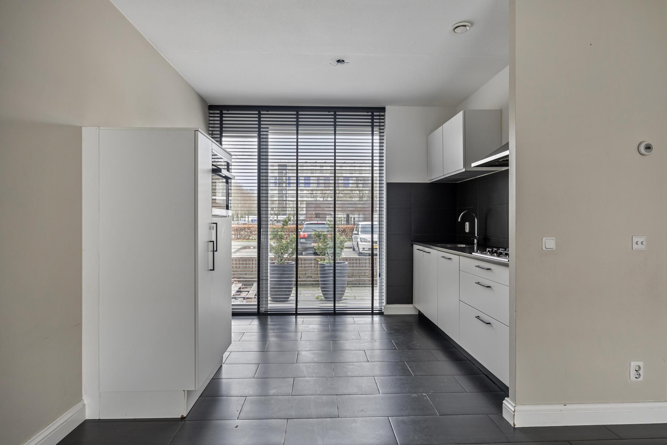 Photo 15 of Donizettistraat 78