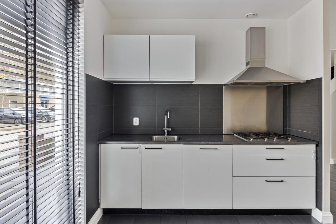 Photo 17 of Donizettistraat 78