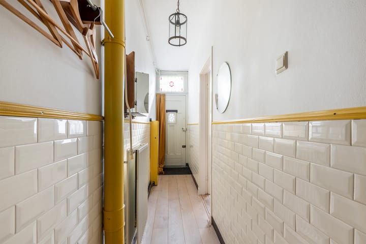 Photo 6 of Schepenstraat 4