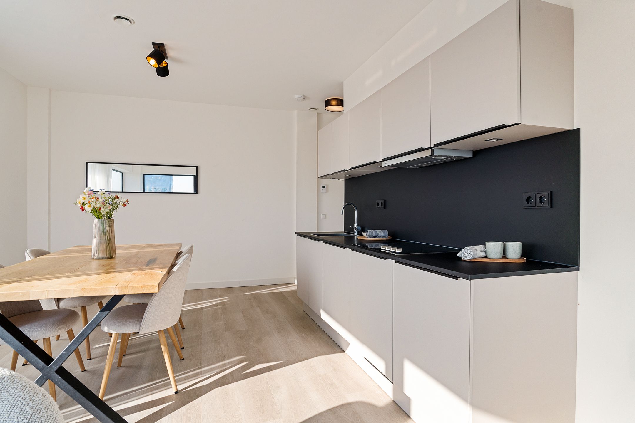 Foto 3 van Rivium 1e straat 69-Q