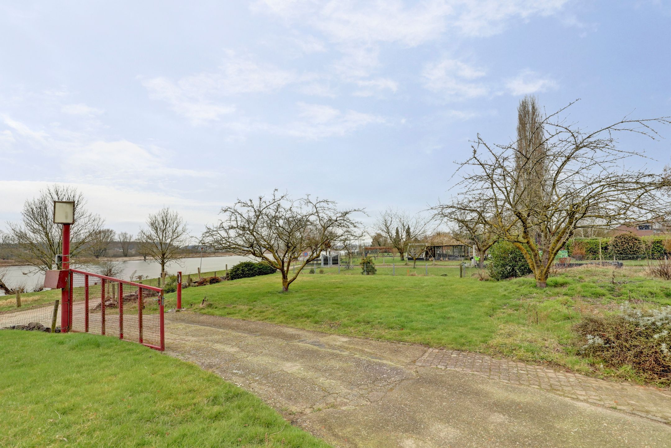 Foto 39 van Maasstraat 33-A