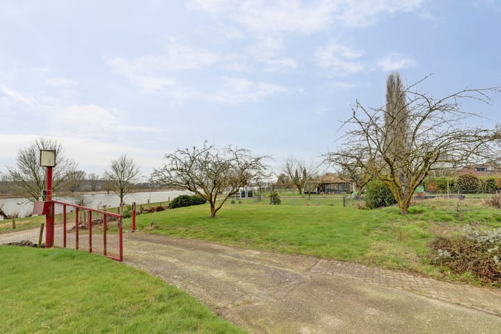 Foto 39 van Maasstraat 33-A