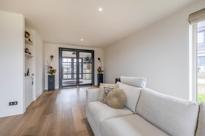 Foto 20 van Weteringshof 12