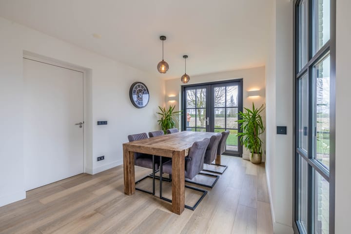 Foto 28 van Weteringshof 12