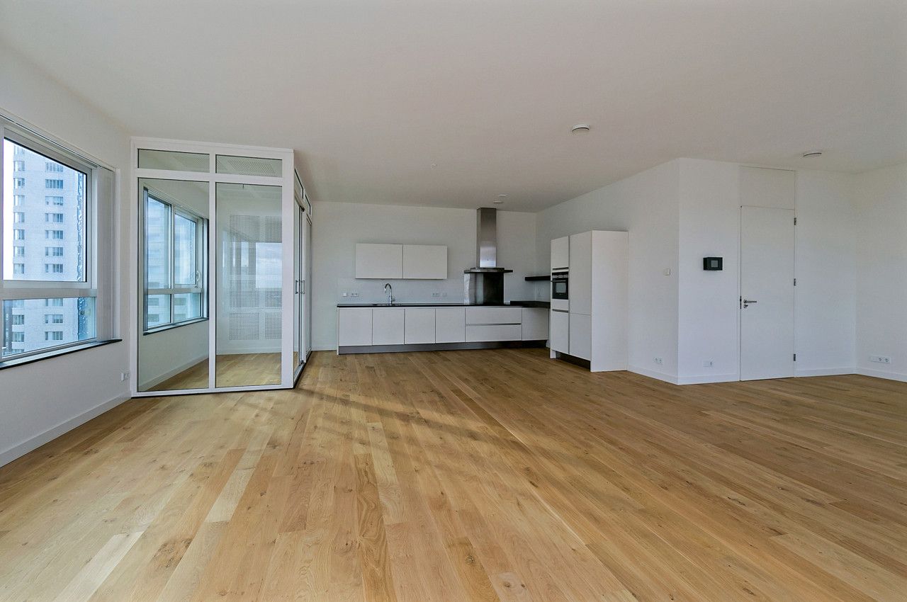 Photo 3 of Claude Debussylaan 211