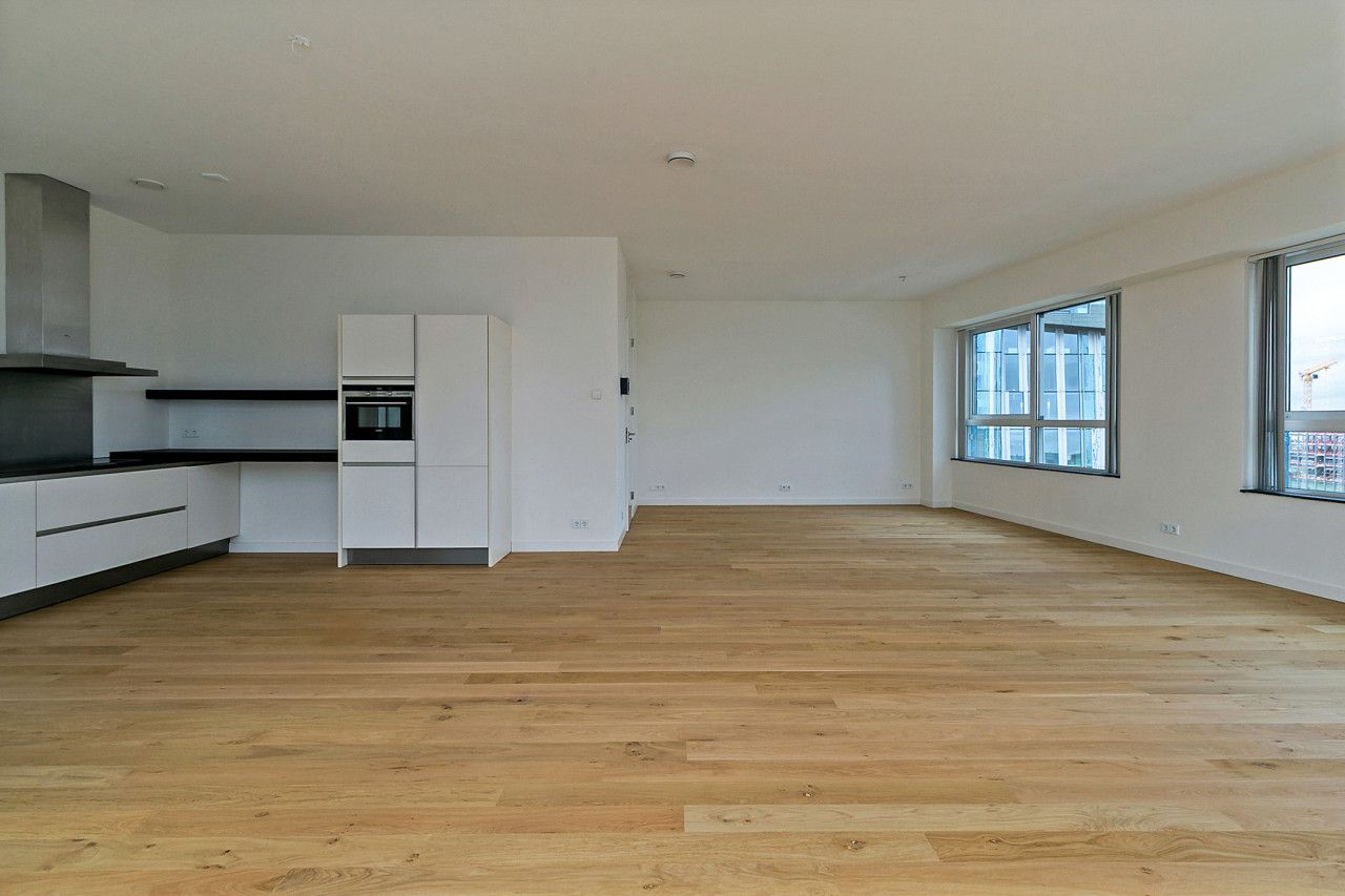 Photo 4 of Claude Debussylaan 211