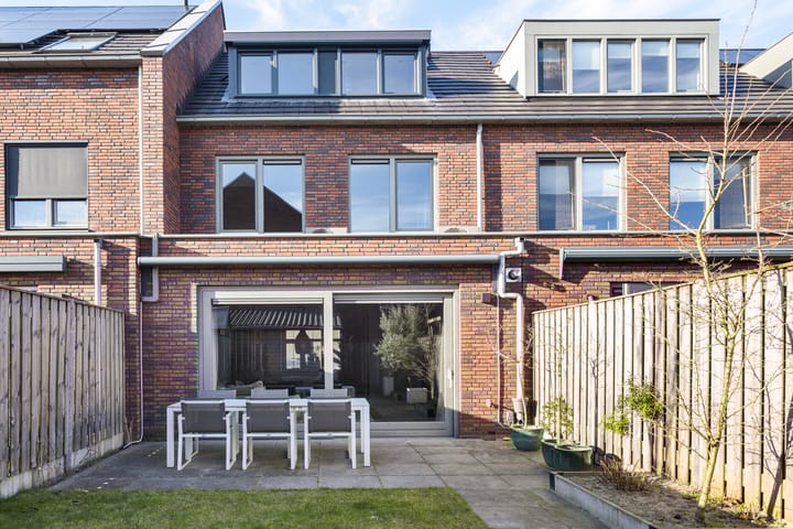 Foto 14 van Marie Curiestraat 1