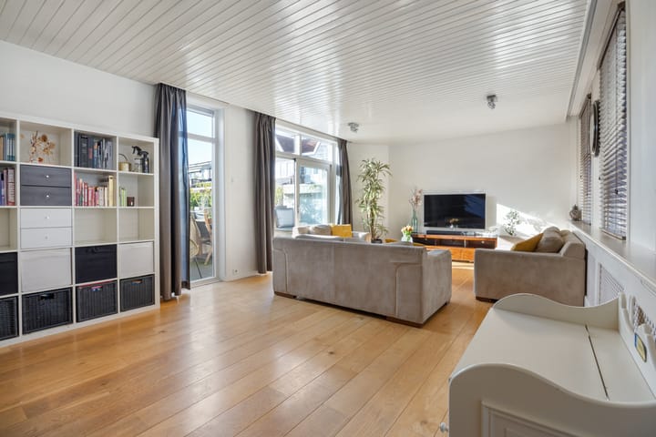 Foto 10 van Ampèrestraat 4