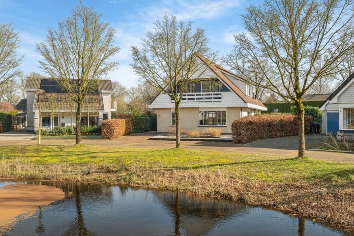 Foto 8 van Woudsingel 4