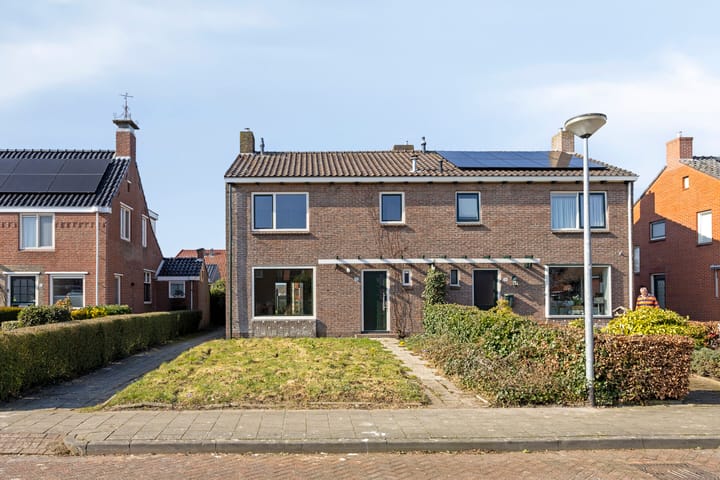 Foto 31 van Scharreweersterweg 36-B