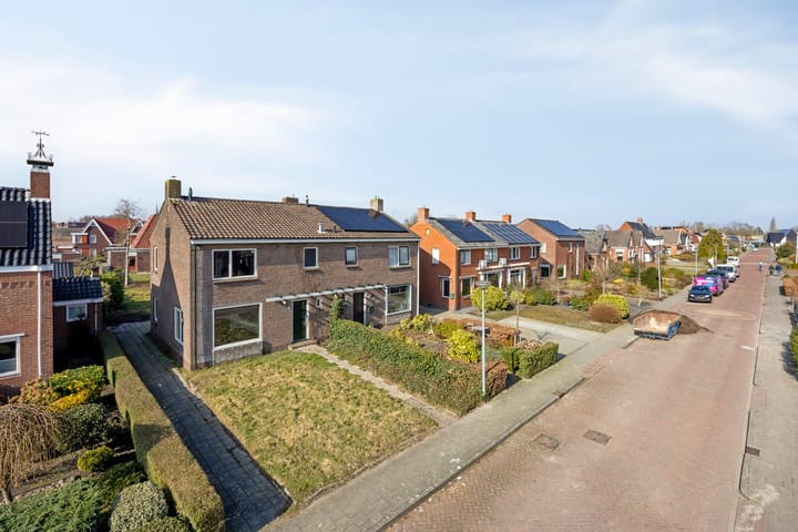 Foto 32 van Scharreweersterweg 36-B