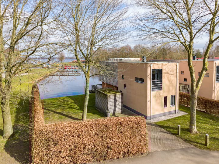 Photo 2 of De Bloemert 1-107