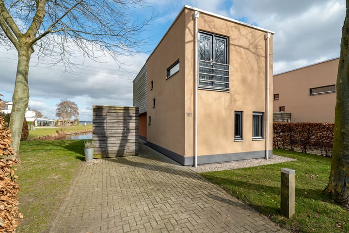 Photo 8 of De Bloemert 1-107