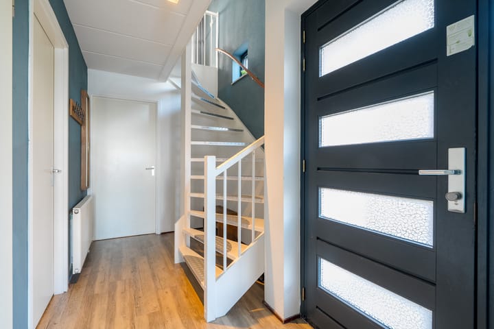 Photo 10 of De Bloemert 1-107