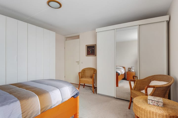 Foto 26 van Hondsroos 32-A