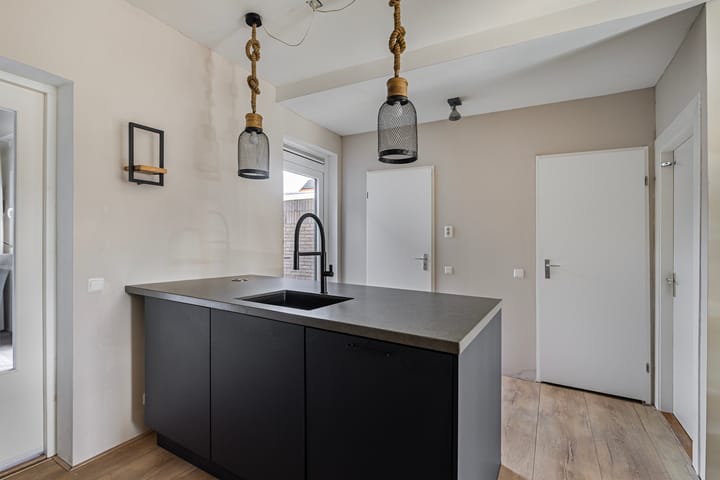 Foto 9 van Julianastraat 43-A