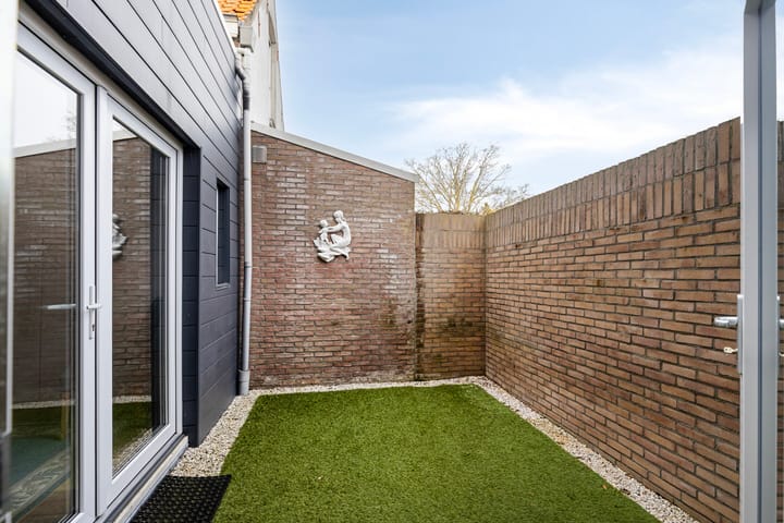 Foto 12 van Julianastraat 43-A