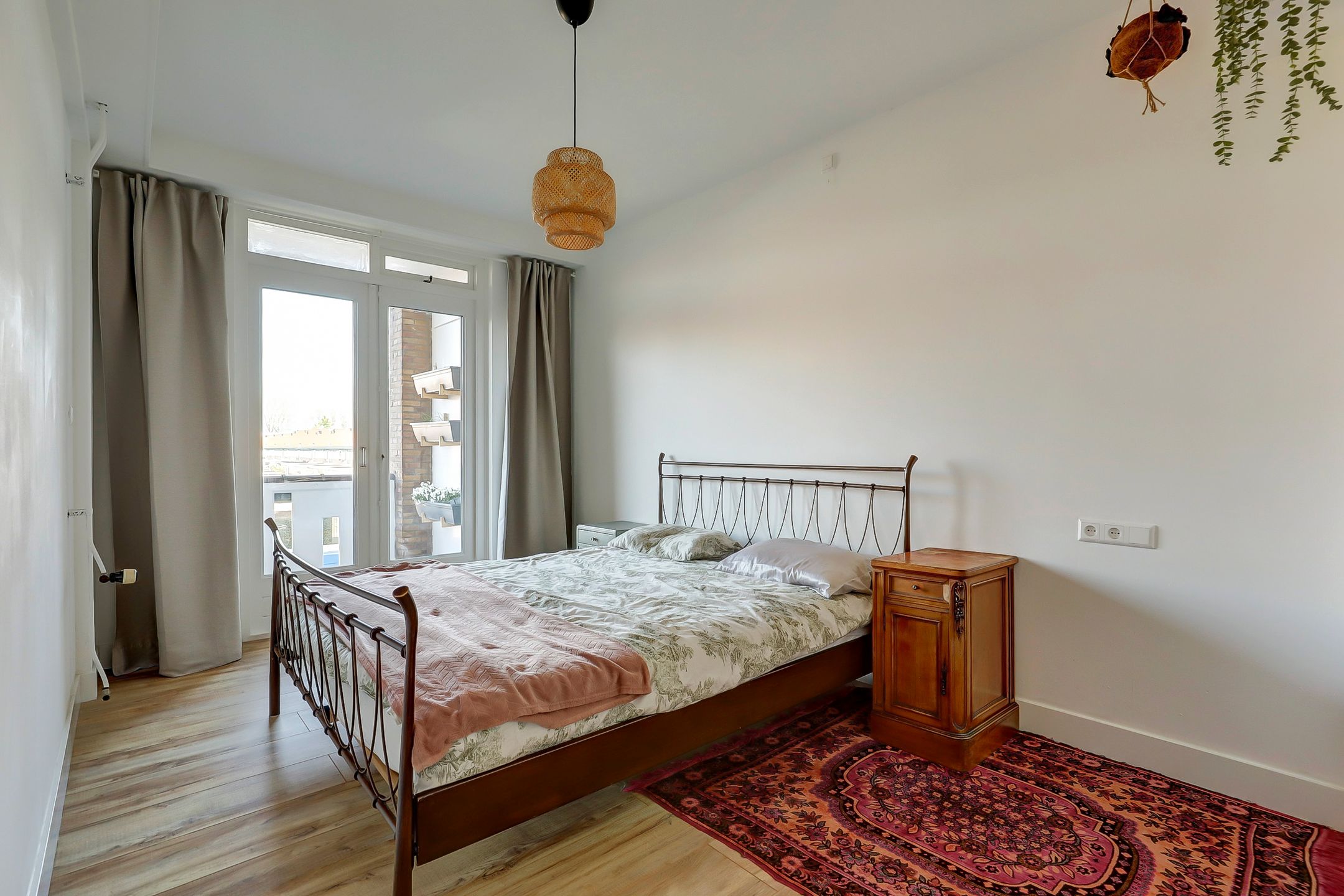 Photo 18 of Huissensestraat 101-2