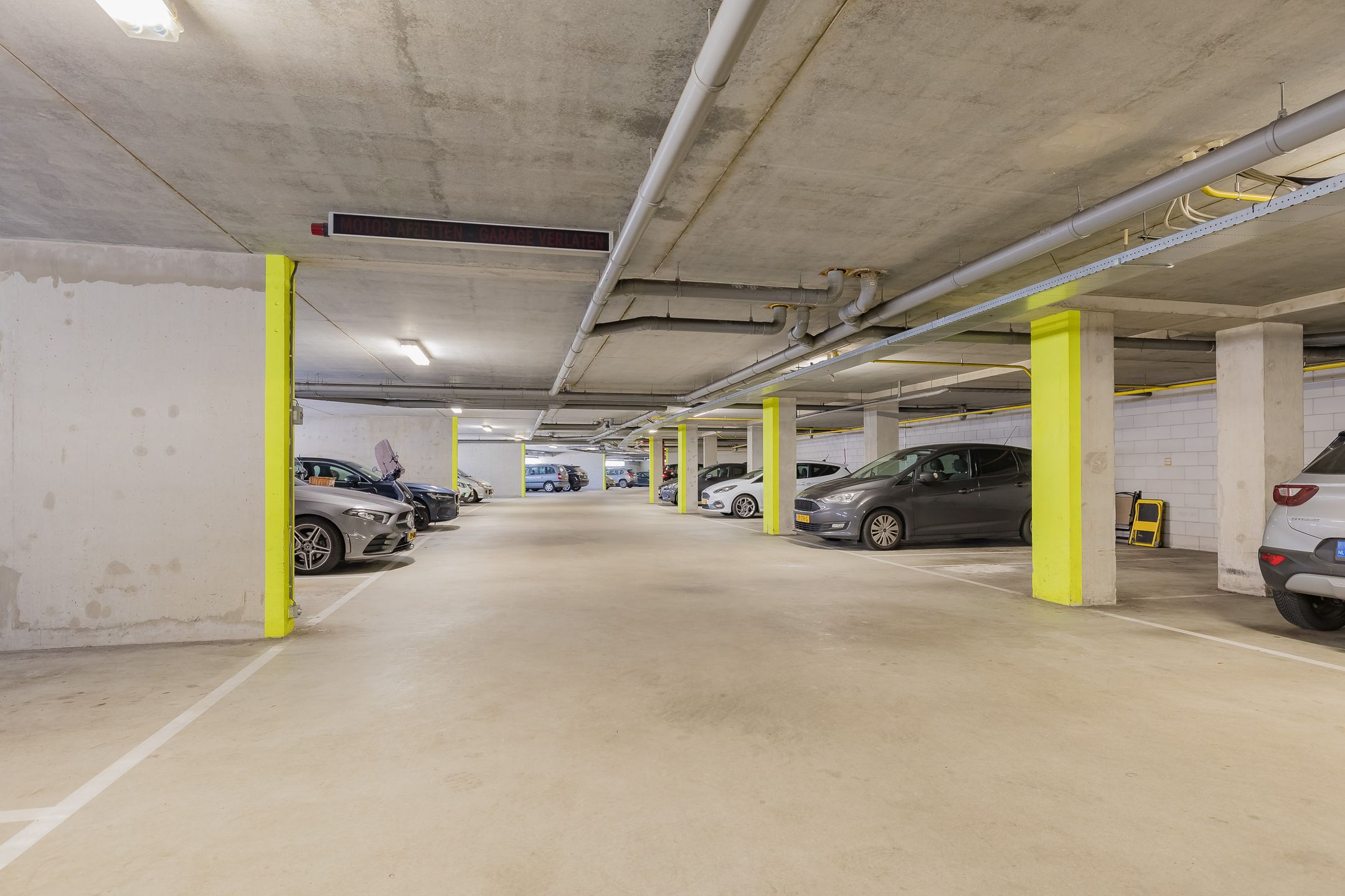 Foto 36 van de Raep 127