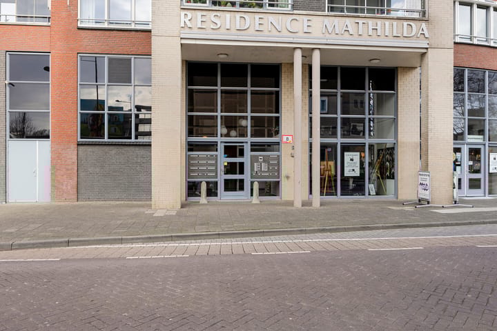 Photo 31 of Mathildastraat 7-E