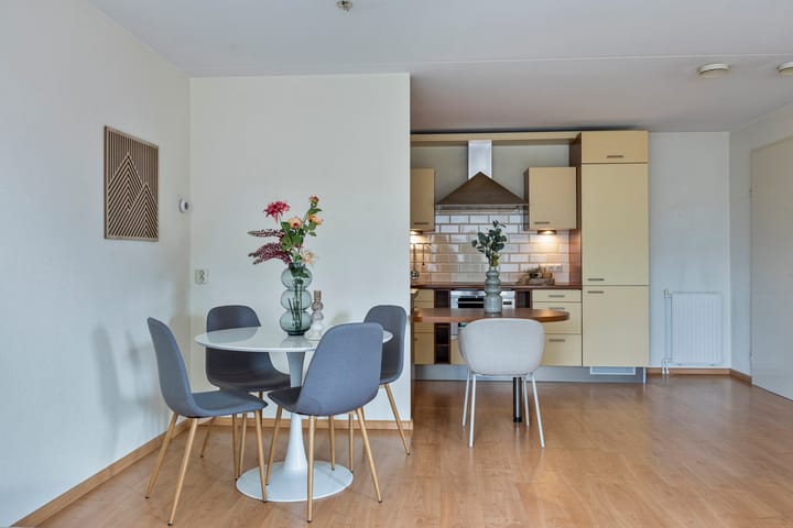 Photo 12 of Mathildastraat 7-E