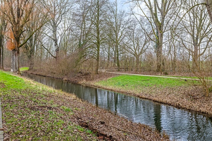 Foto 36 van Veerpolderstraat 80