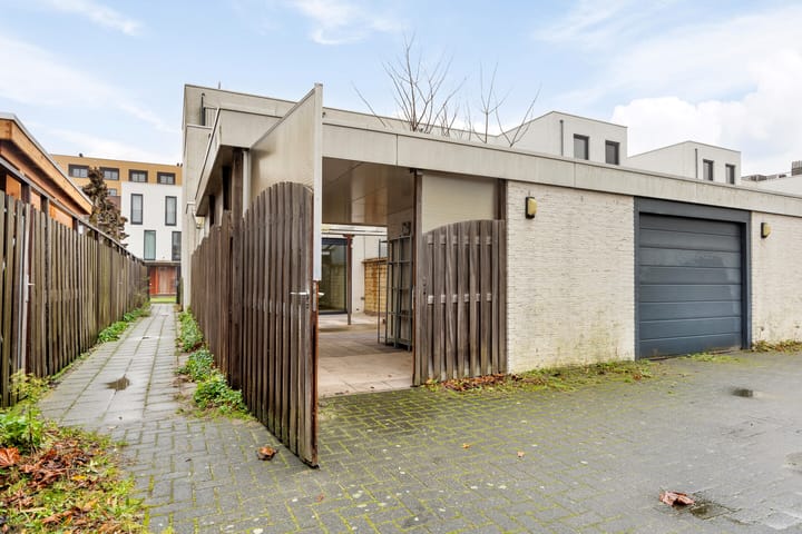 Foto 31 van Kingstonplantsoen 28