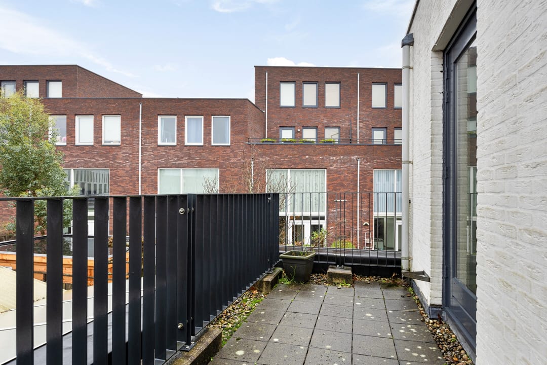 Foto 32 van Kingstonplantsoen 28